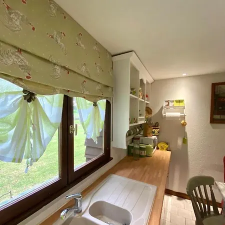 Le Gustievenne Private Swimming Pool & Jacuzzi Holiday home *