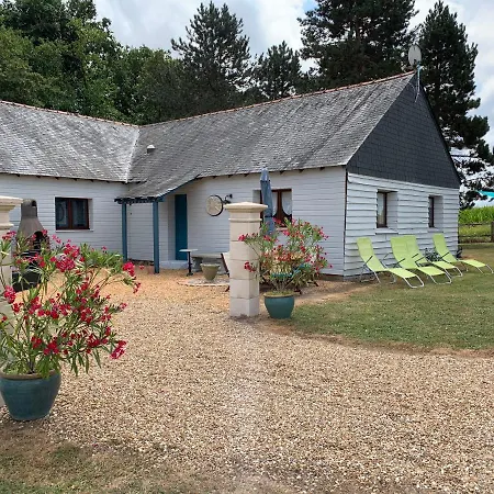 Le Gustievenne Private Swimming Pool & Jacuzzi Holiday home Jarze